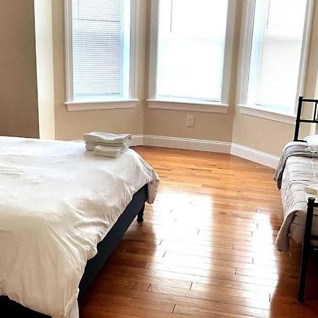Newly Renovated Guest Rooms Near Transportation 费城 外观 照片
