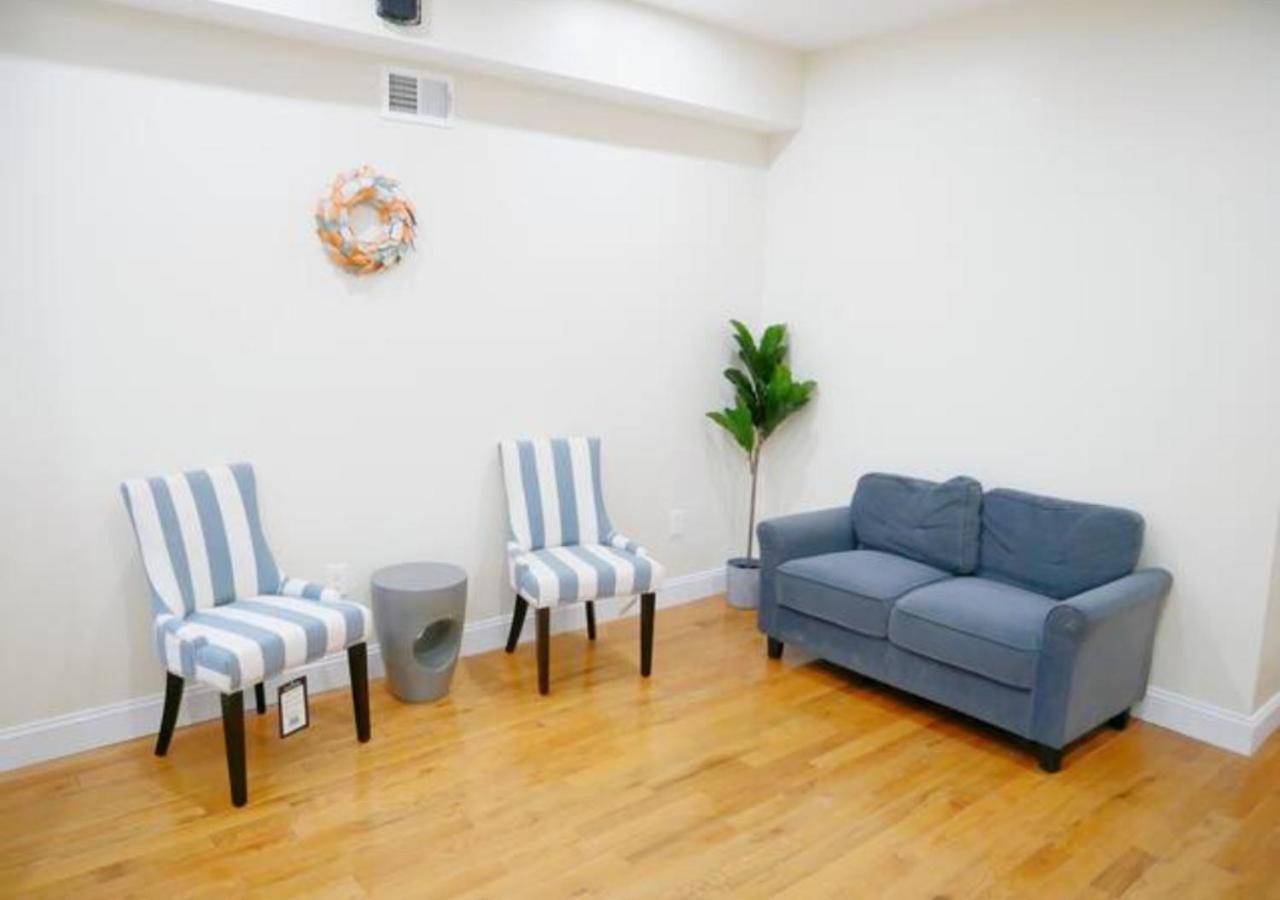 Newly Renovated Guest Rooms Near Transportation 费城 外观 照片