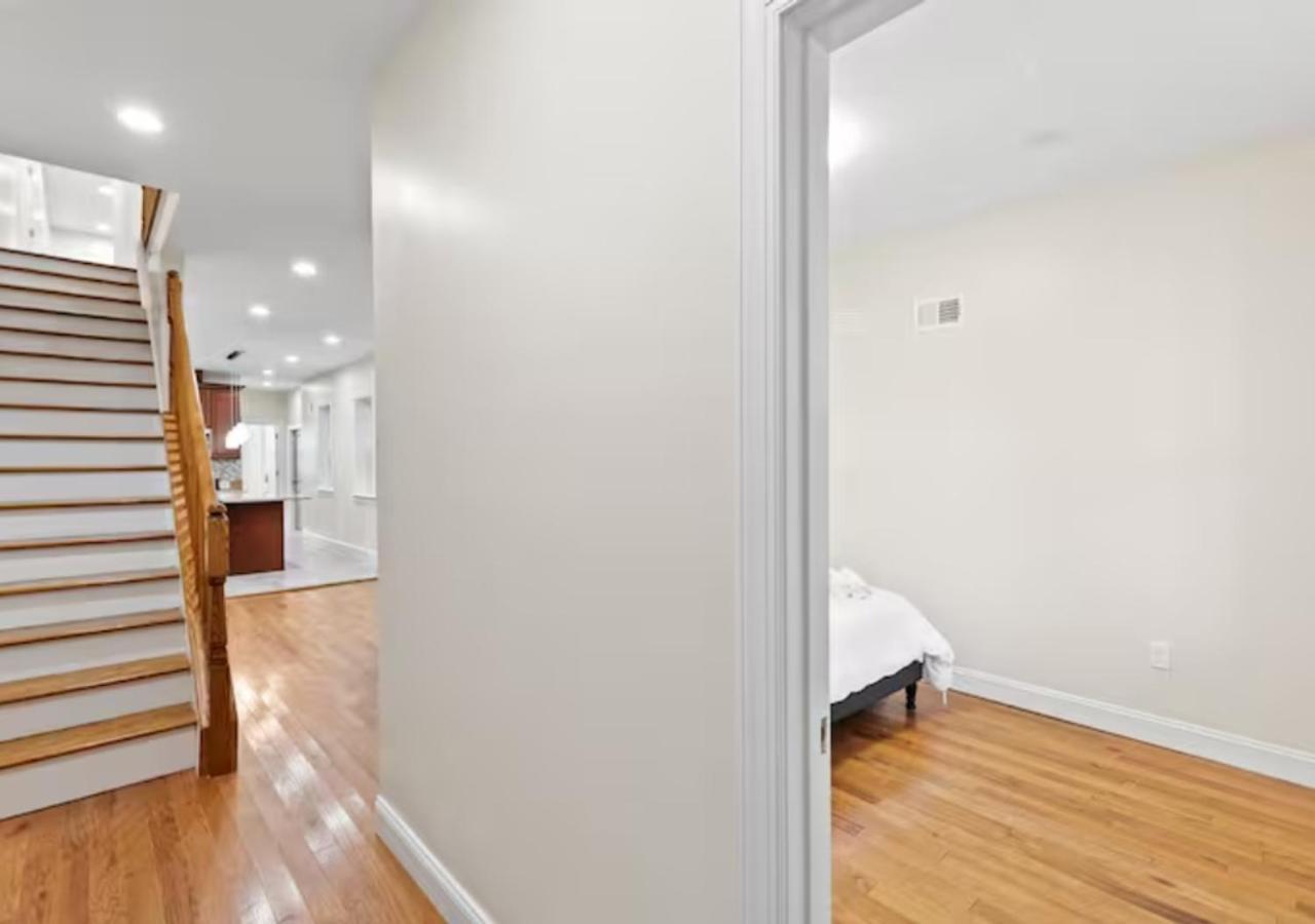 Newly Renovated Guest Rooms Near Transportation 费城 外观 照片