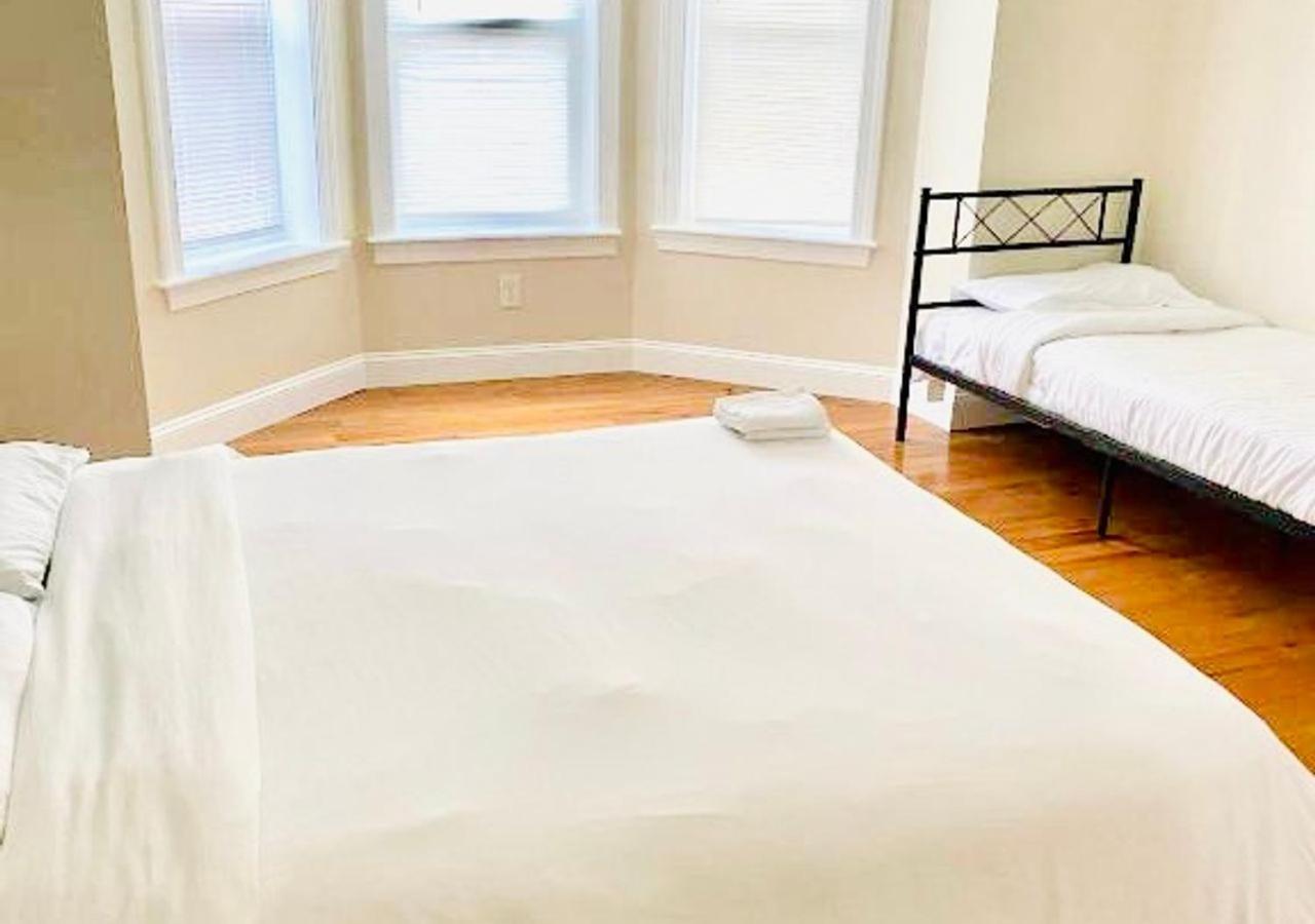 Newly Renovated Guest Rooms Near Transportation 费城 外观 照片